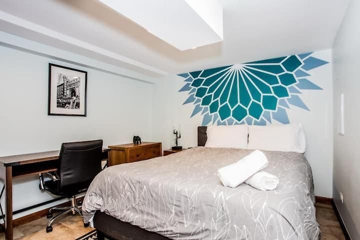 Apartment Stylish Garden-level 2br: Quiet Neighborhood Chicago