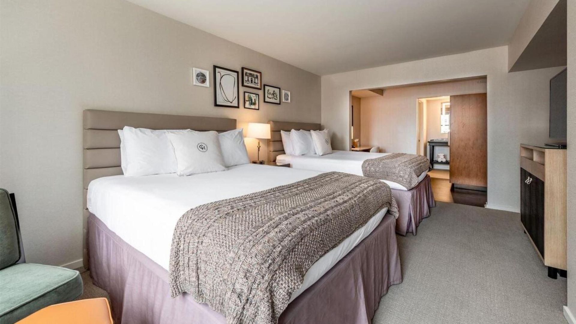 Claridge House Chicago, Tapestry Collection By Hilton Hotel 4*