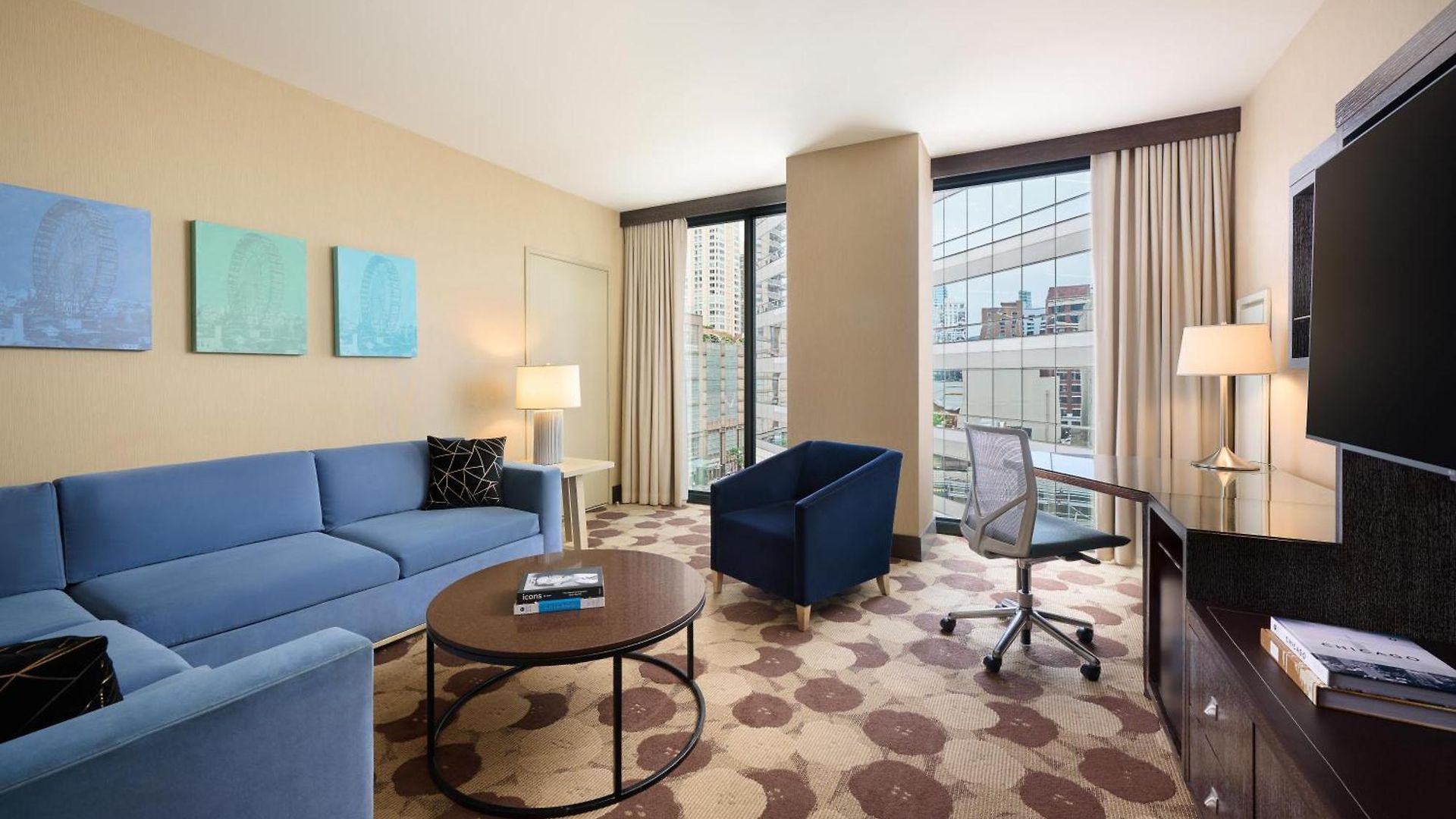 Hotel The Royal Sonesta River North