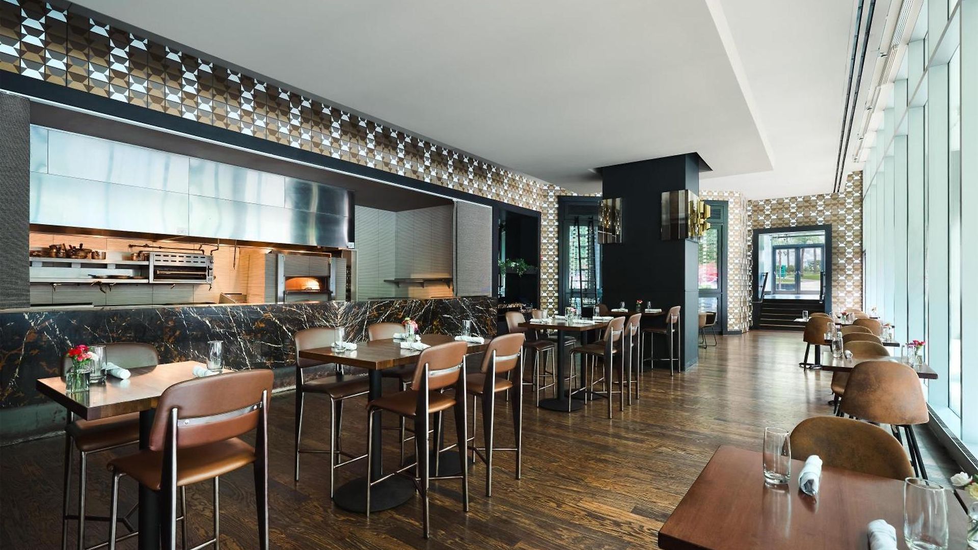 The Royal Sonesta River North Hotel 4*