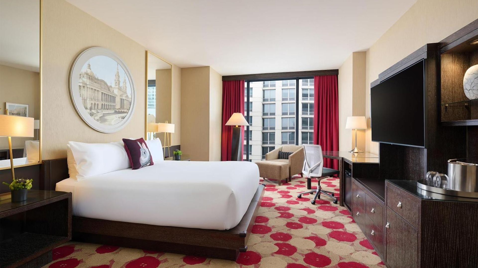 Hotel The Royal Sonesta River North 4*