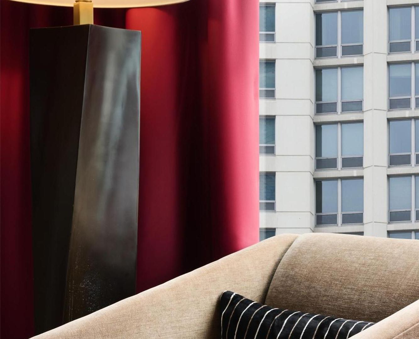 The Royal Sonesta River North 4* Chicago