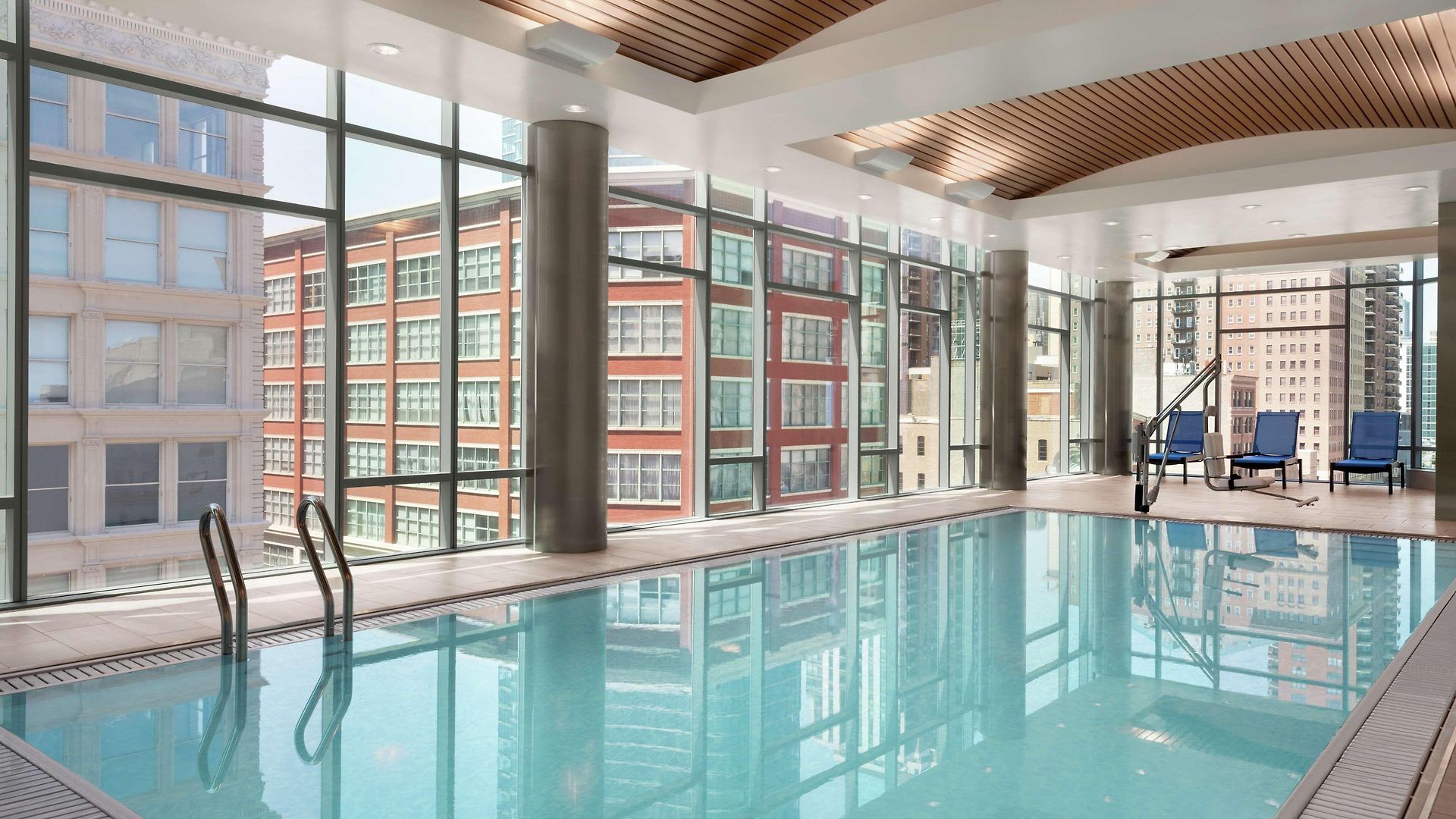 Hilton Garden Downtown South Loop 3*