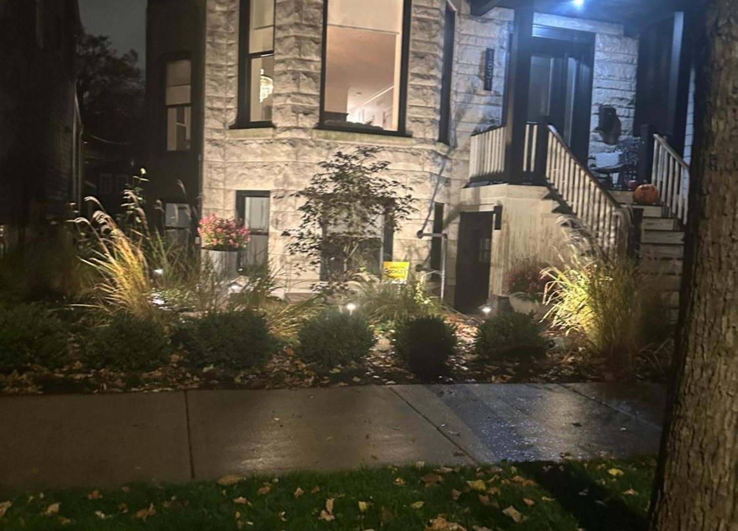 The Lyons' Lair Apartment Chicago