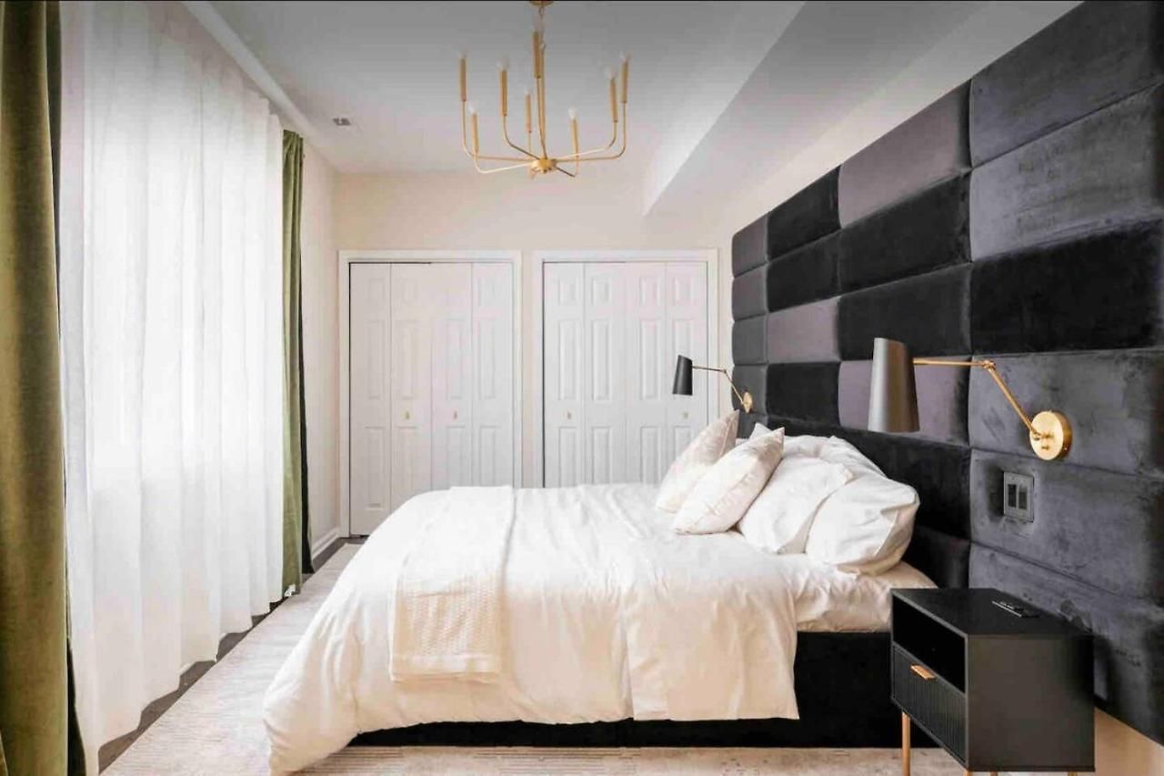 New! Spacious Art Deco Modern 5 Bd/3ba Chicago