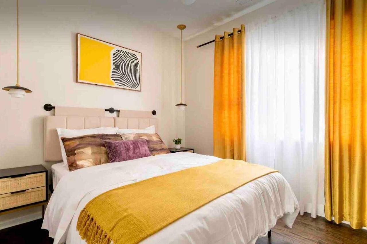Apartment New! Spacious Art Deco Modern 5 Bd/3ba