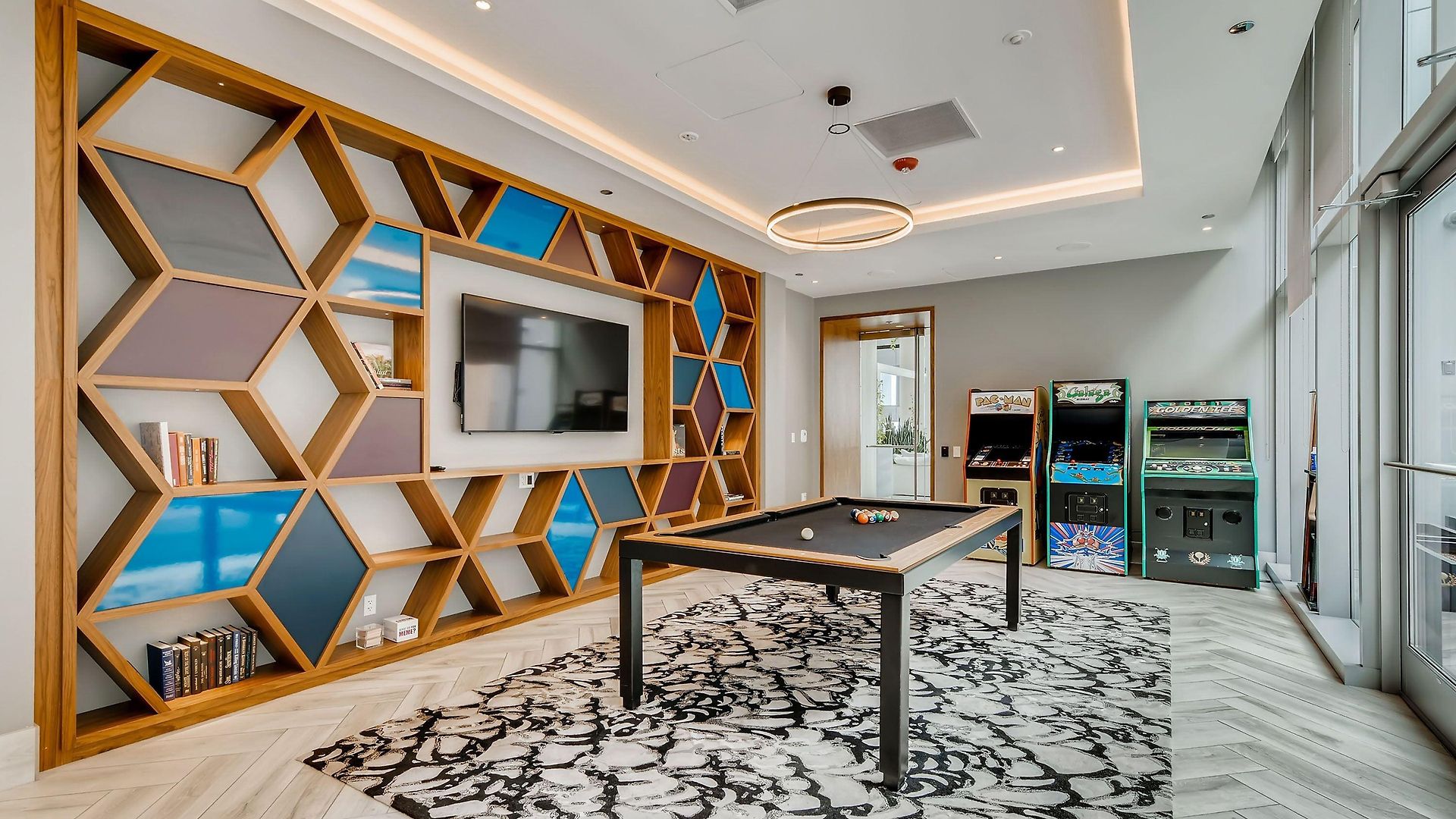 Sentral Michigan Avenue 3*