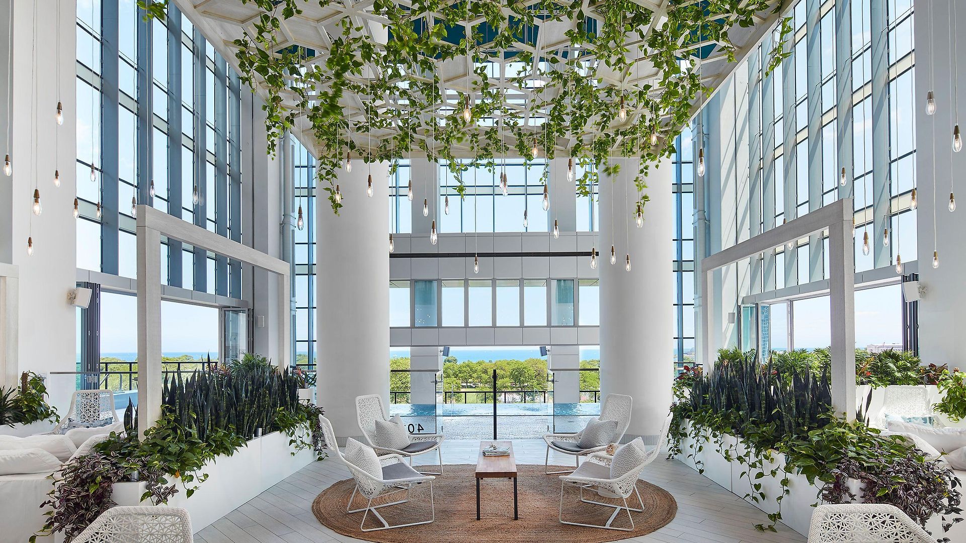 Sentral Michigan Avenue 3*
