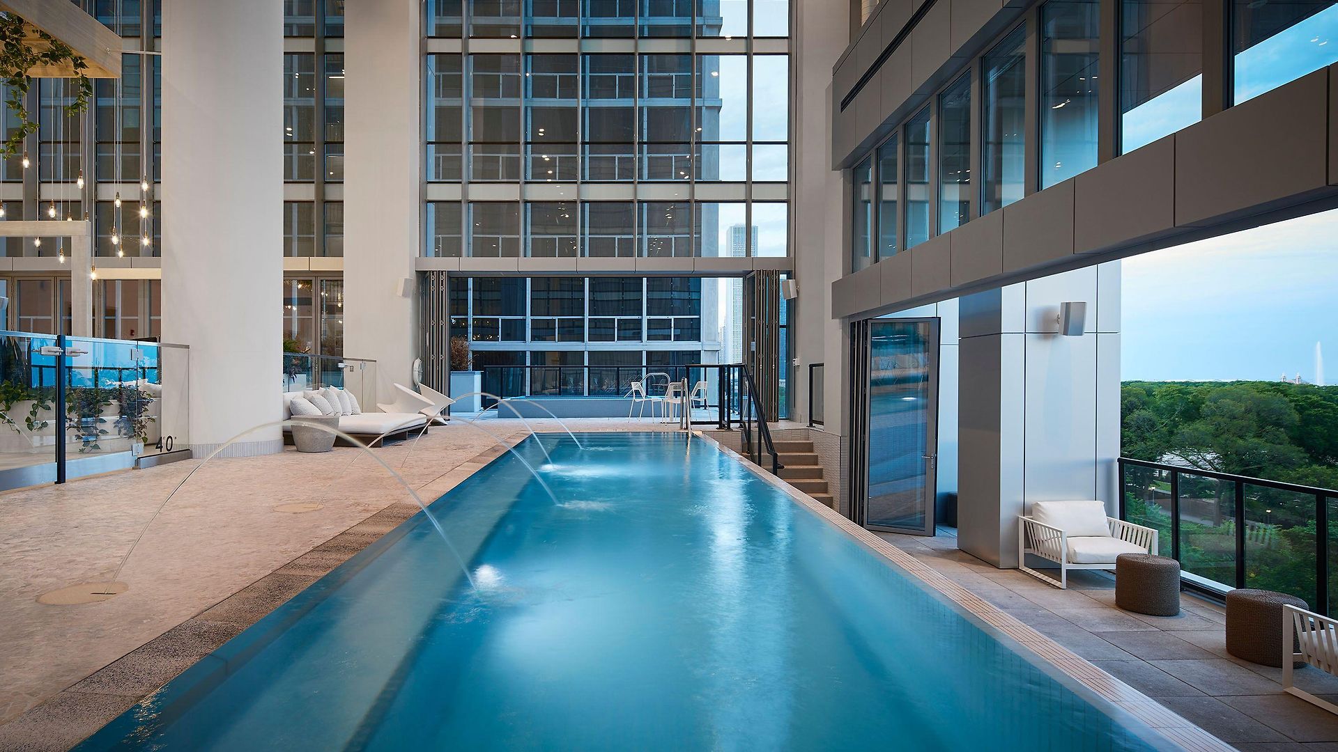 Sentral Michigan Avenue Hotel 3*
