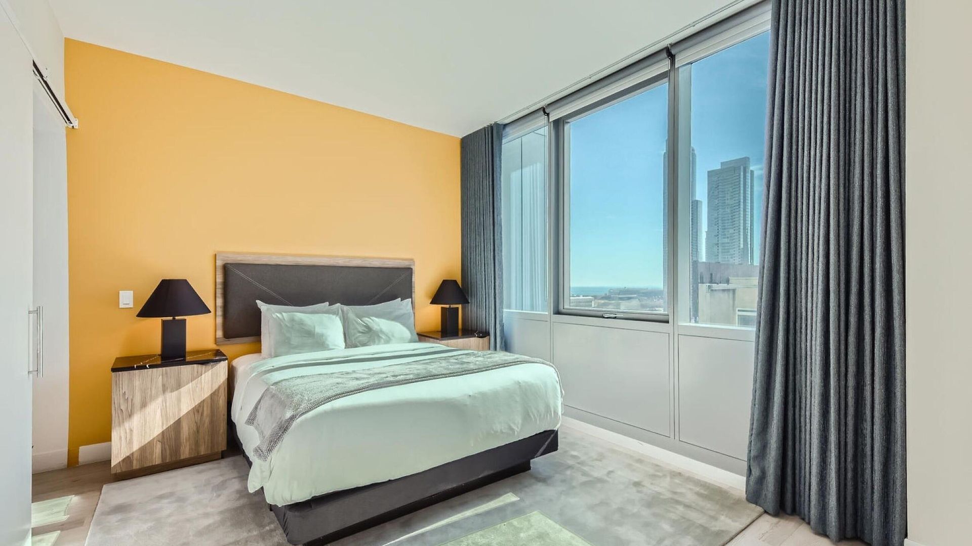 Sentral Michigan Avenue 3*