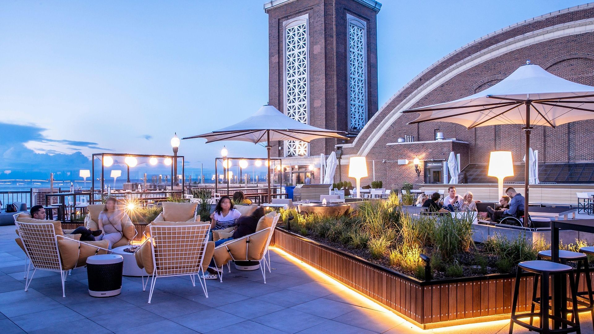 Sable At Navy Pier Chicago, Curio Collection By Hilton 4*