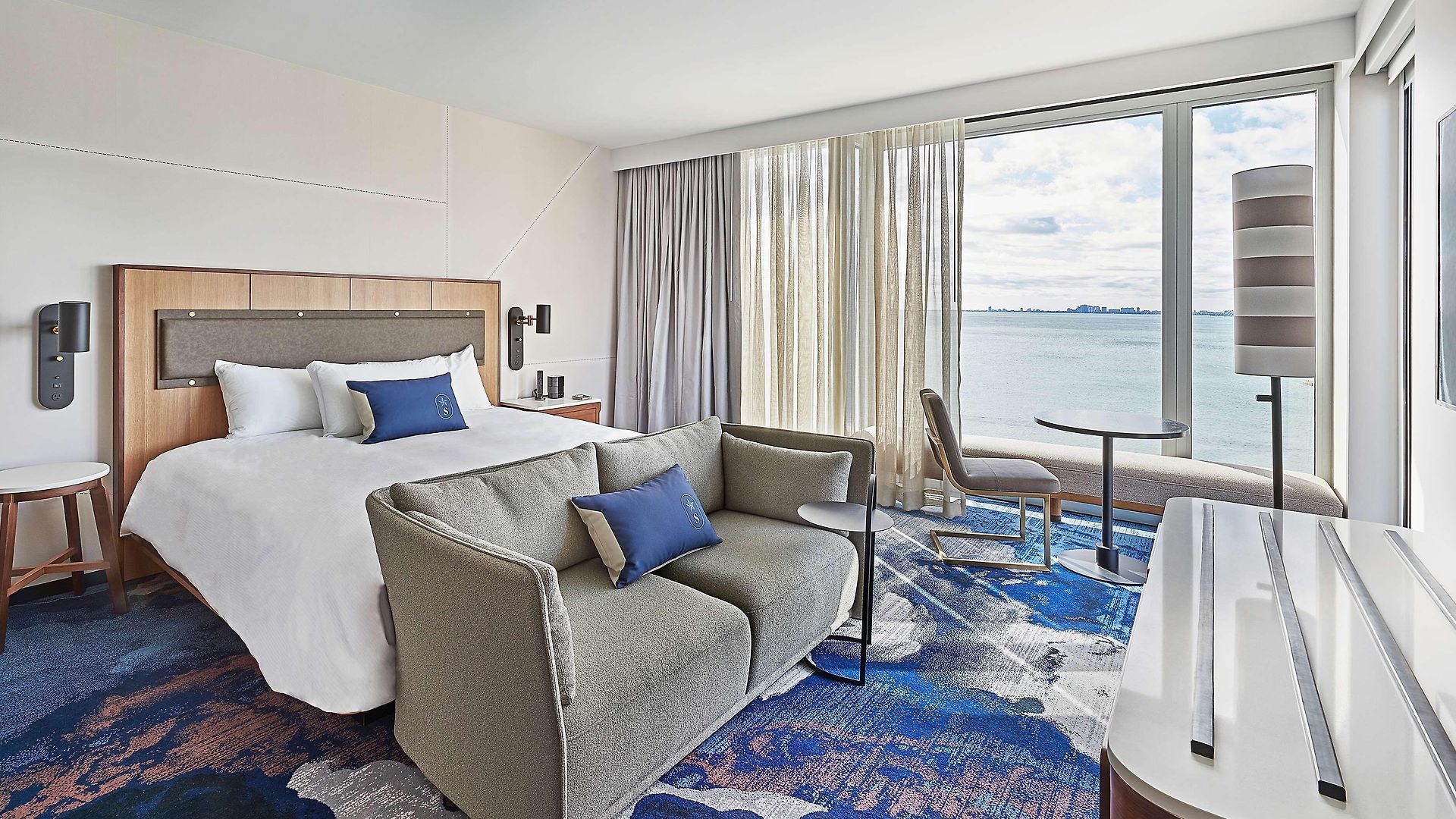 Sable At Navy Pier Chicago, Curio Collection By Hilton Hotel