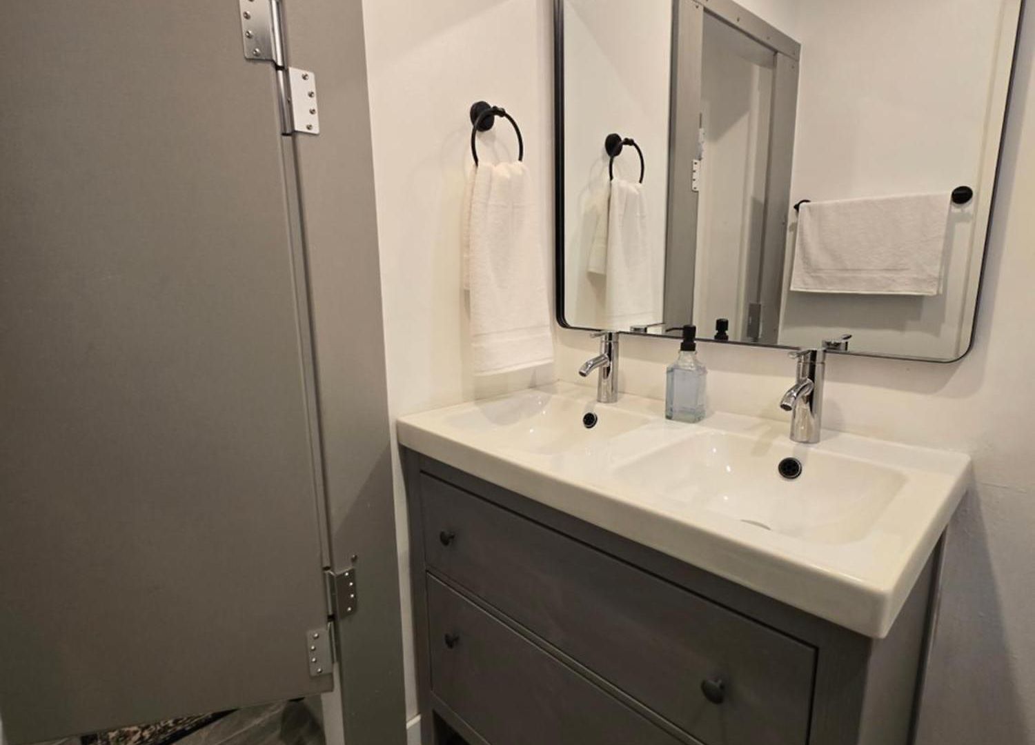 Capsule hotel Grand House Chicago