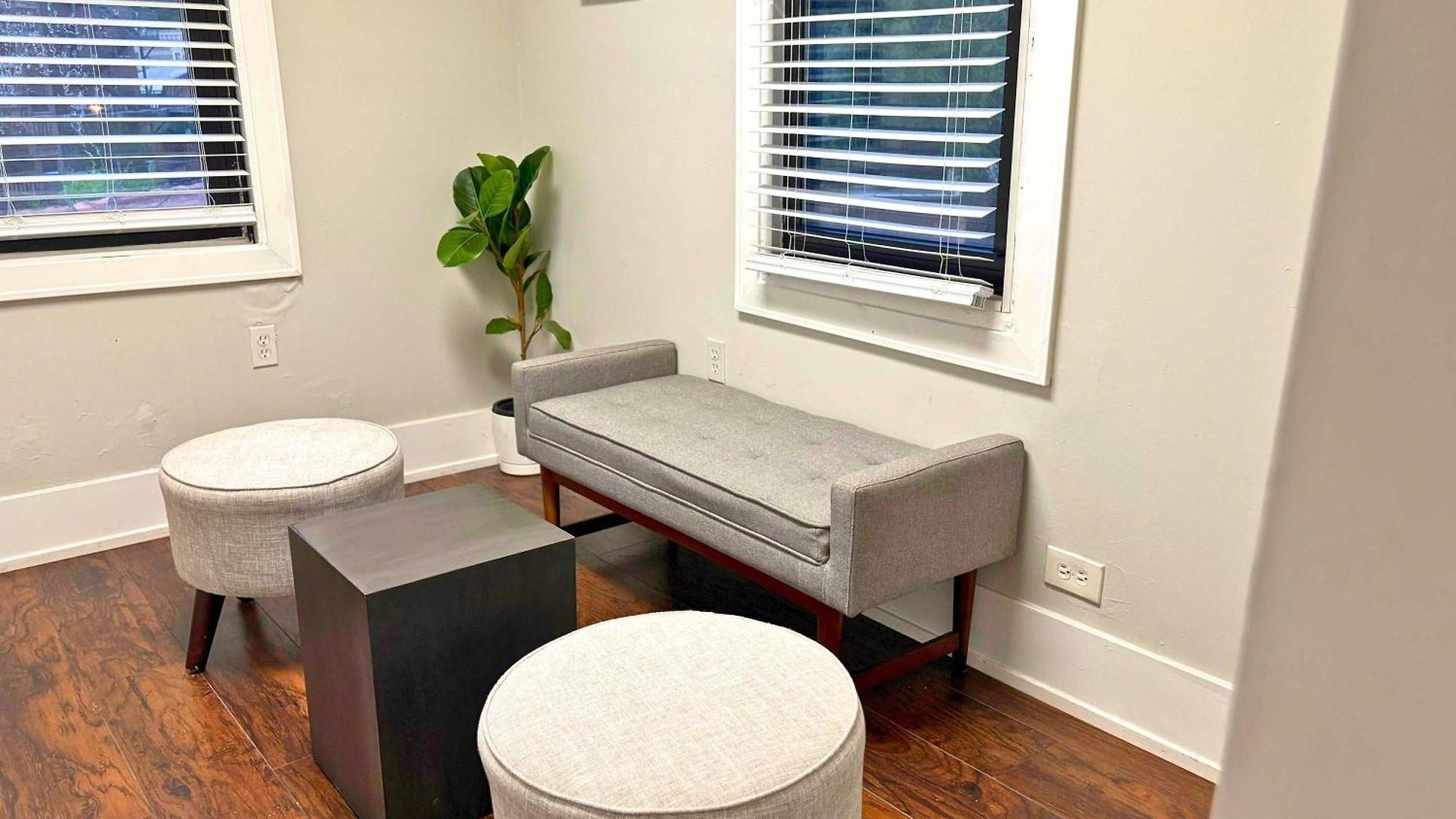 Apartment Chic 3br Hideout In Lincoln Park - Lincoln 3 *