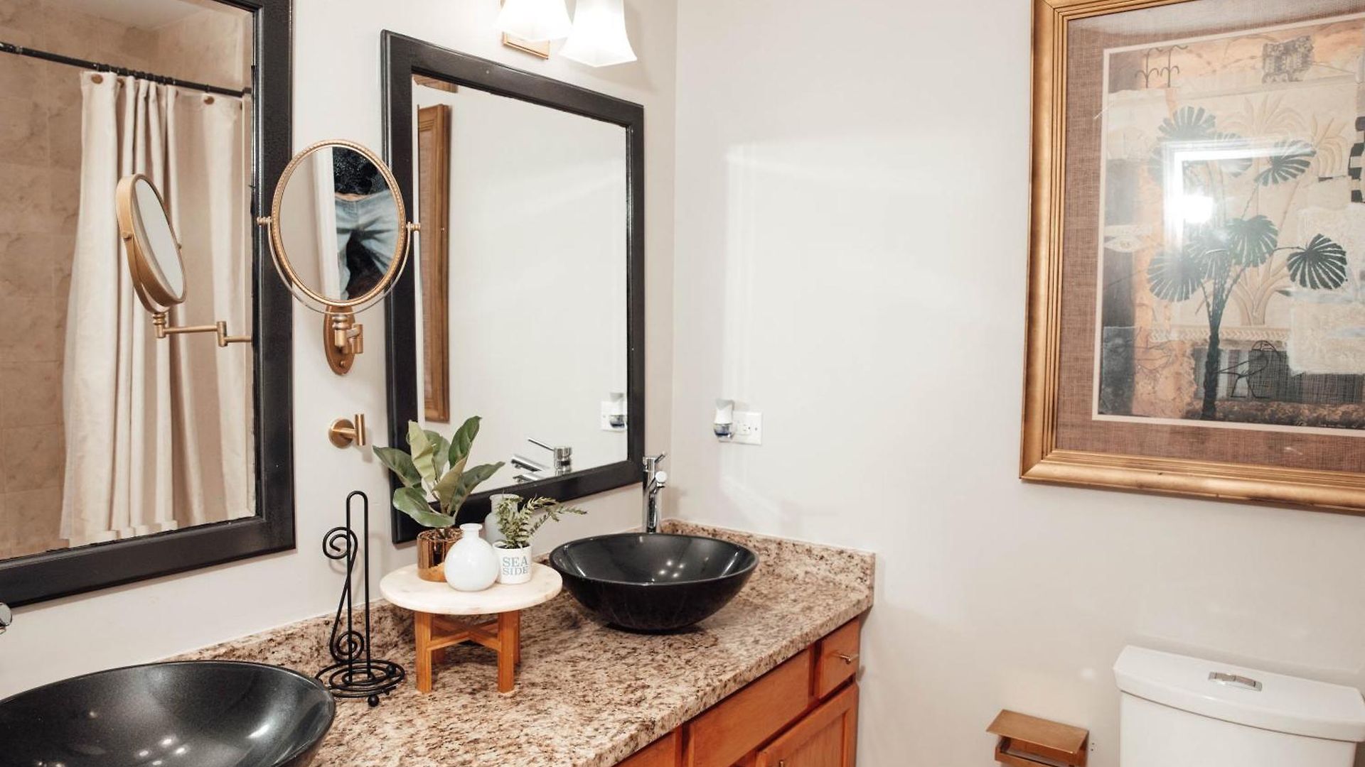 Modern & Spacious By Northwestern Hospital Bronzeville Apartment *
