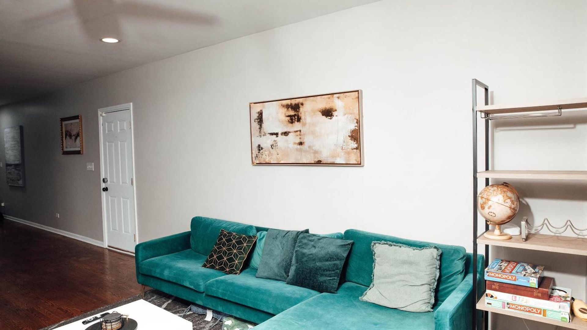 Modern & Spacious By Northwestern Hospital Bronzeville *