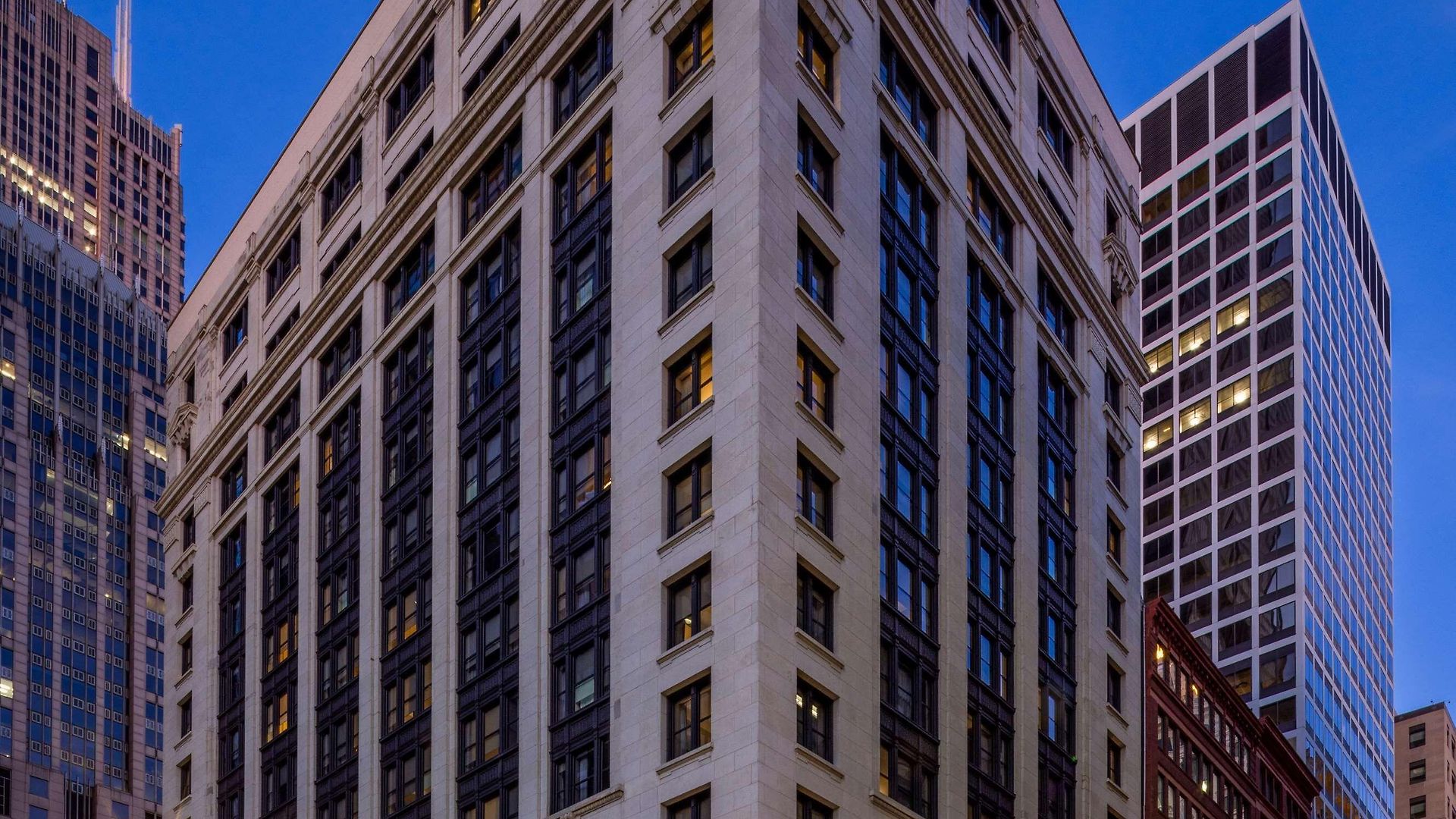 Canopy By Hilton Loop