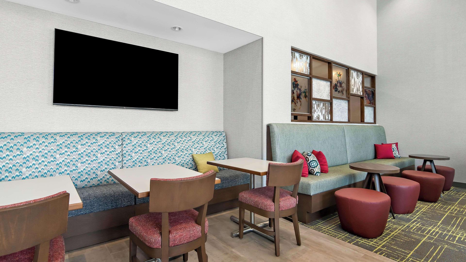 Hampton & Medical District Uic Hotel 3*
