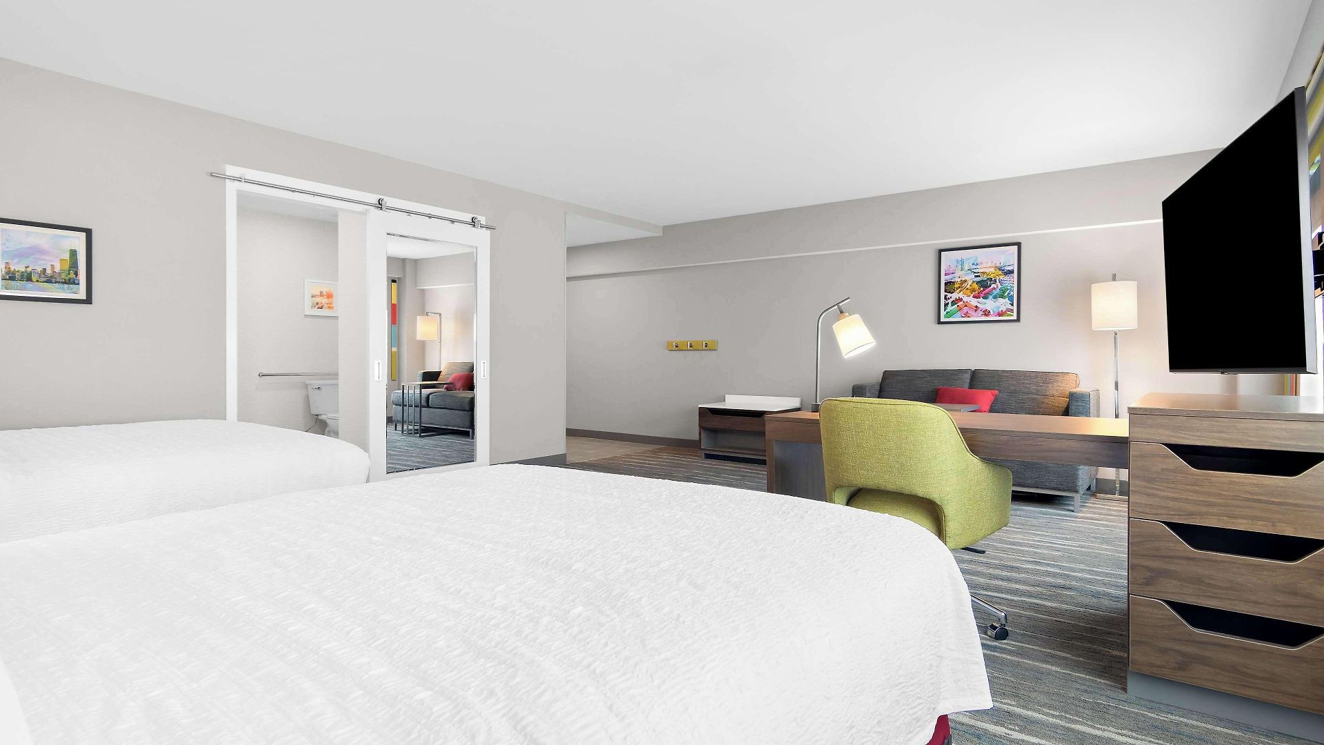 Hampton & Medical District Uic Hotel 3*