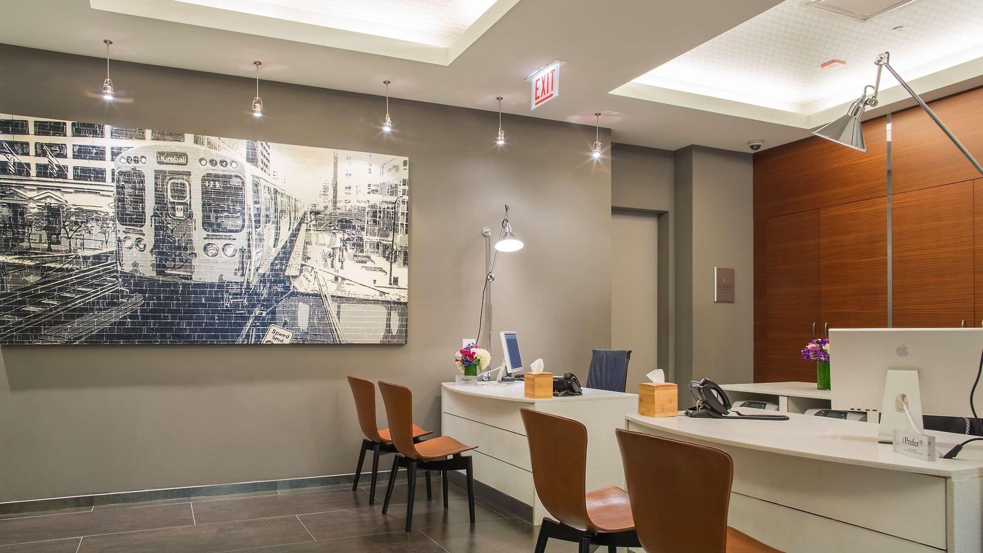 Hotel Kinzie 4*