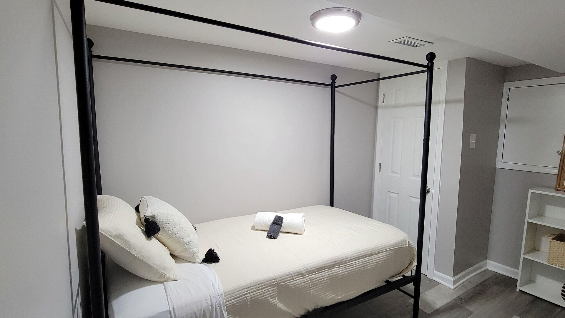 Avenue Hostel *