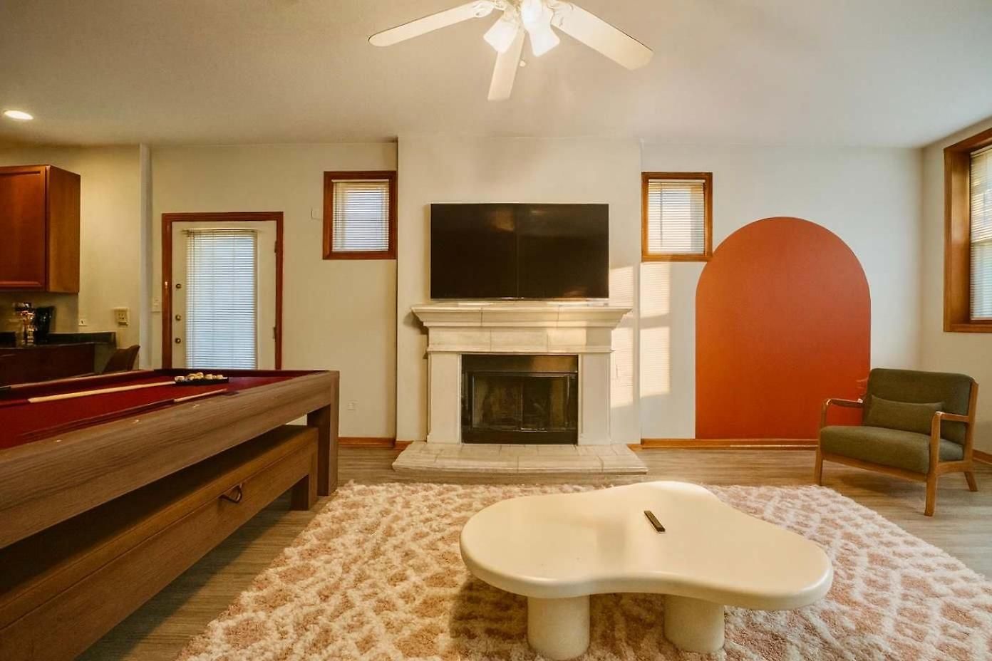 1 Free Parking Sleeps 10 Apartment *