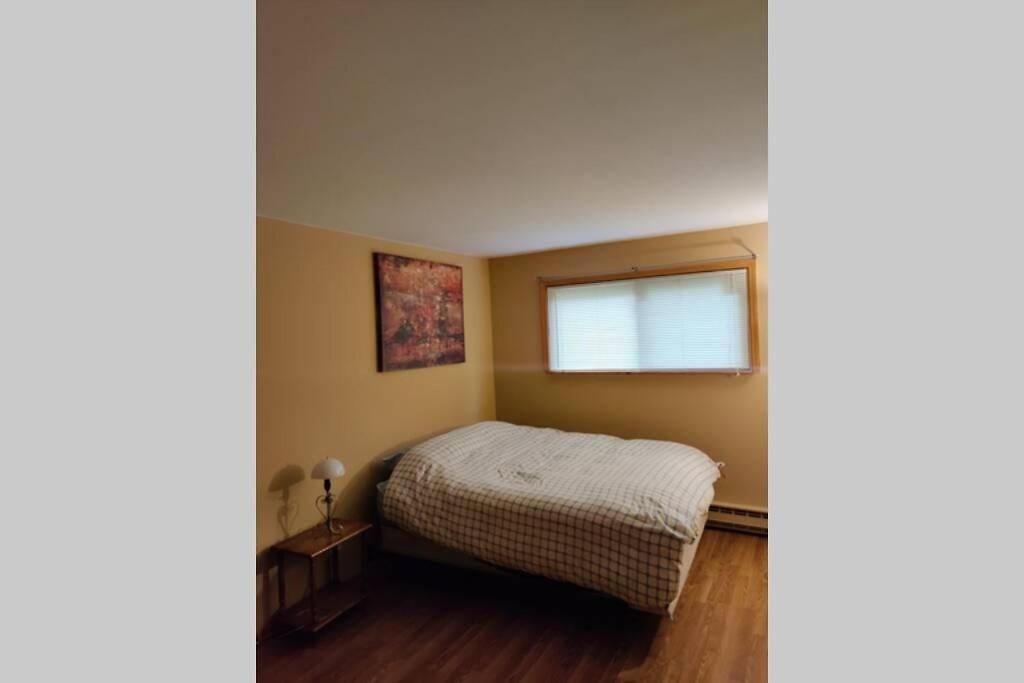 Entire With Complete Privacy Near O'hare Apartment