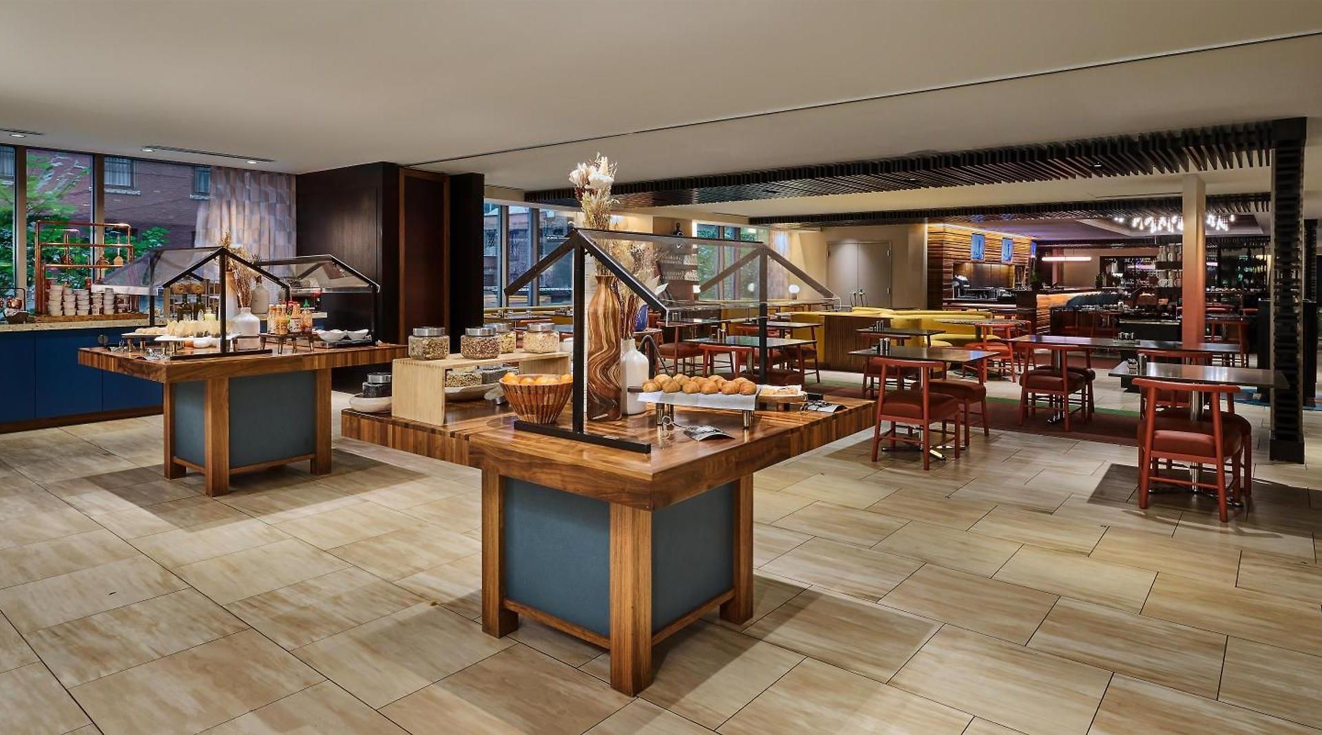 Hotel Hyatt Centric Magnificent Mile