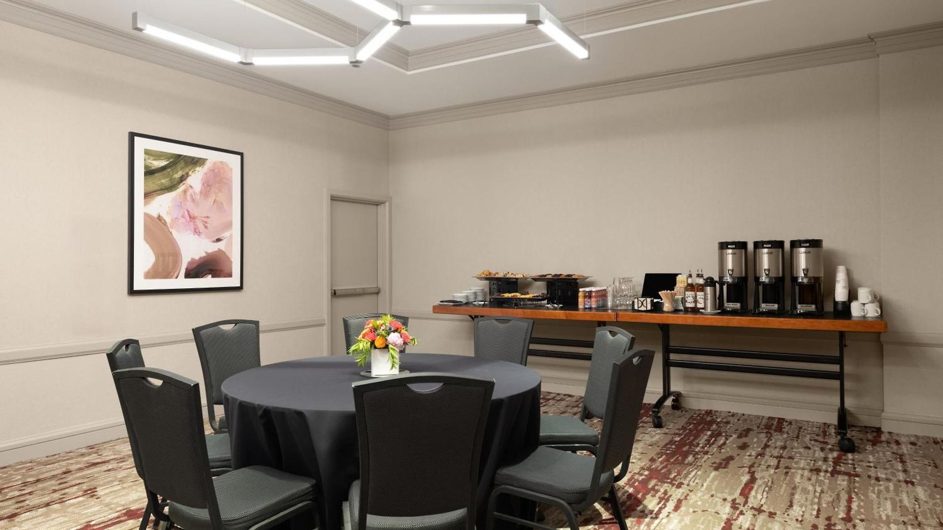 Hilton Garden Downtown/magnificent Mile Hotel