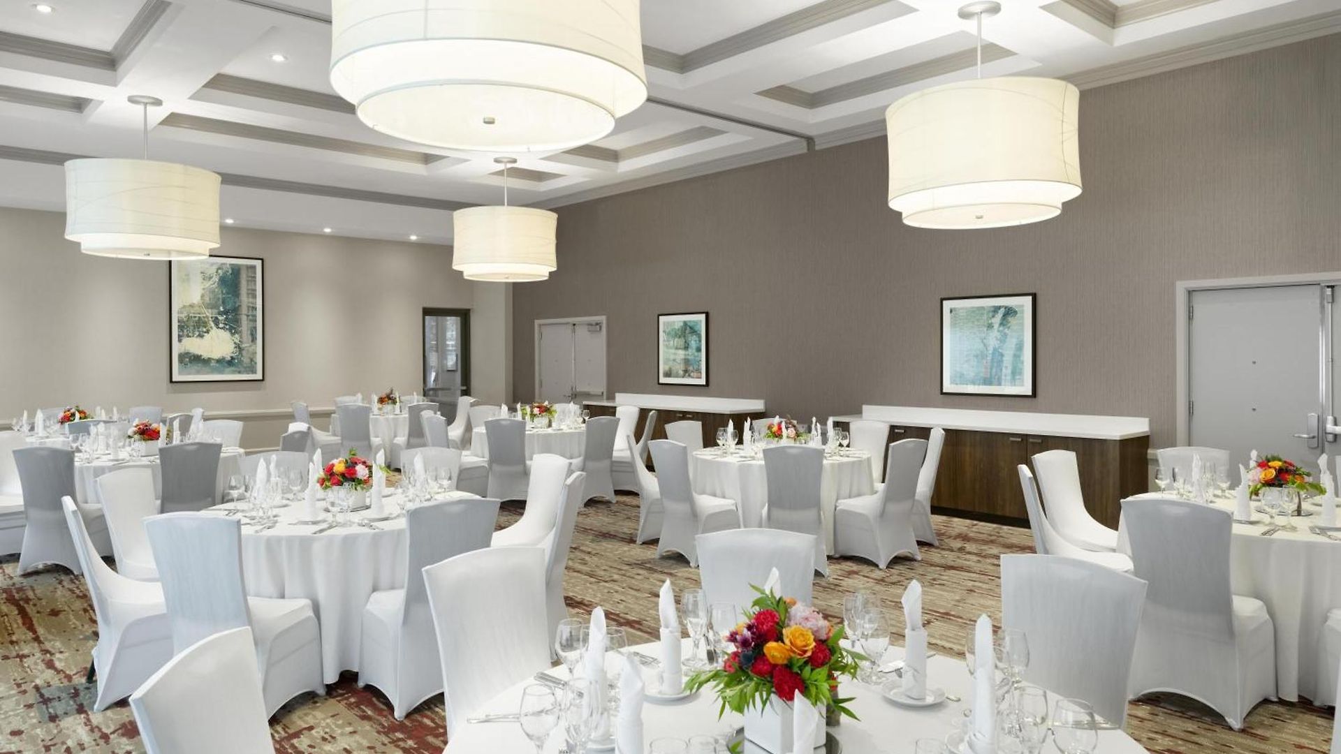 Hotel Hilton Garden Downtown/magnificent Mile 3*