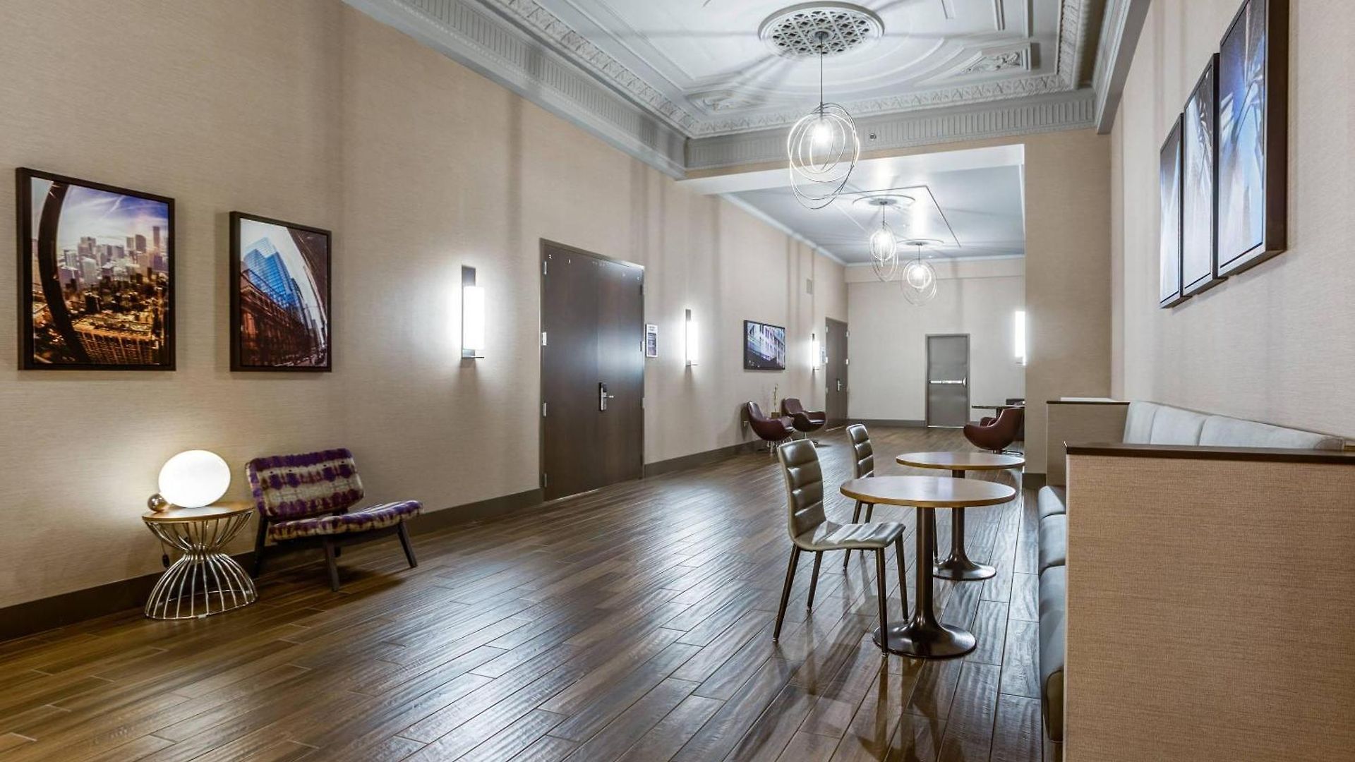 Cambria Loop - Theatre District 4* Chicago