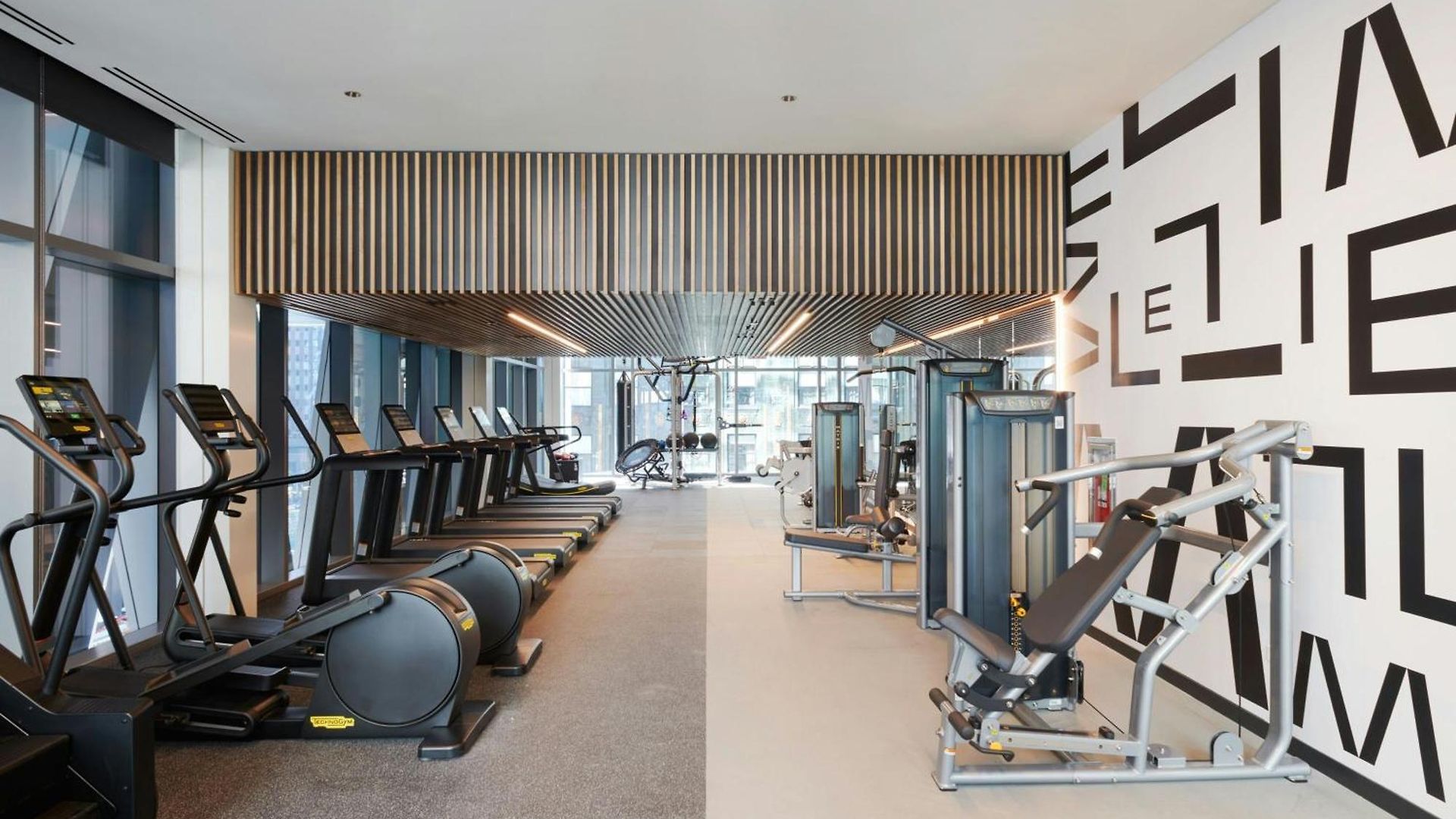 Citizenm Downtown 4*