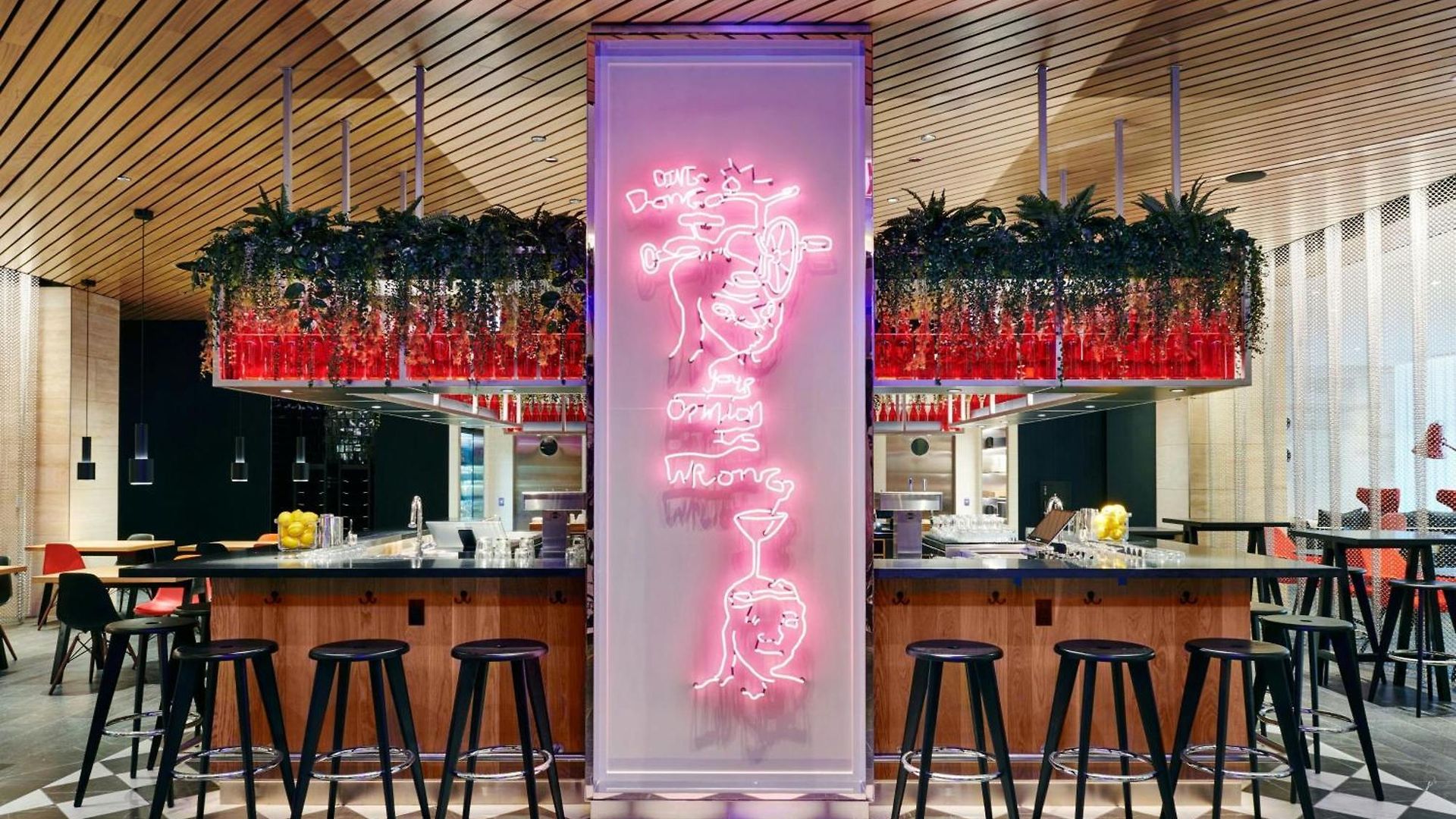 Hotel Citizenm Downtown 4*
