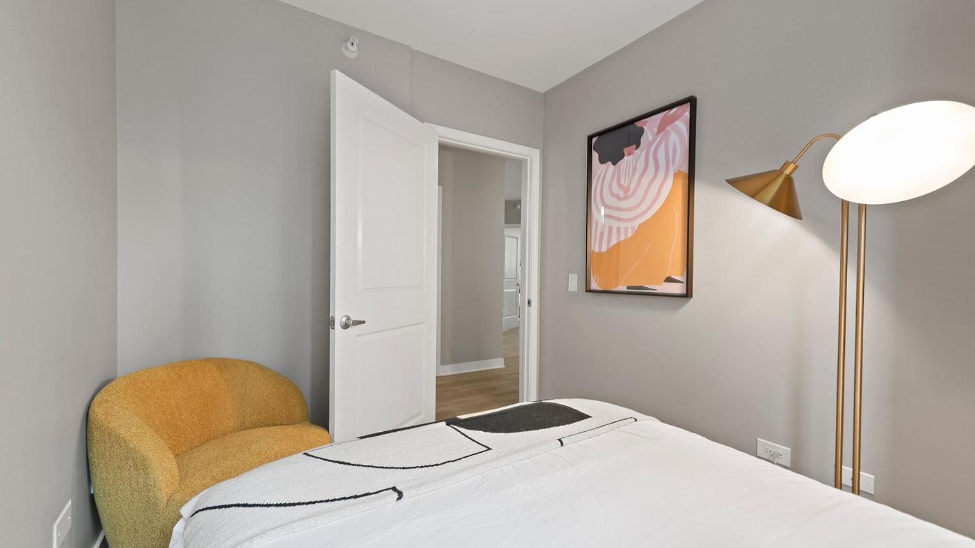 The Bernardin Gold Coast Luxury Near Magnificent Mile *