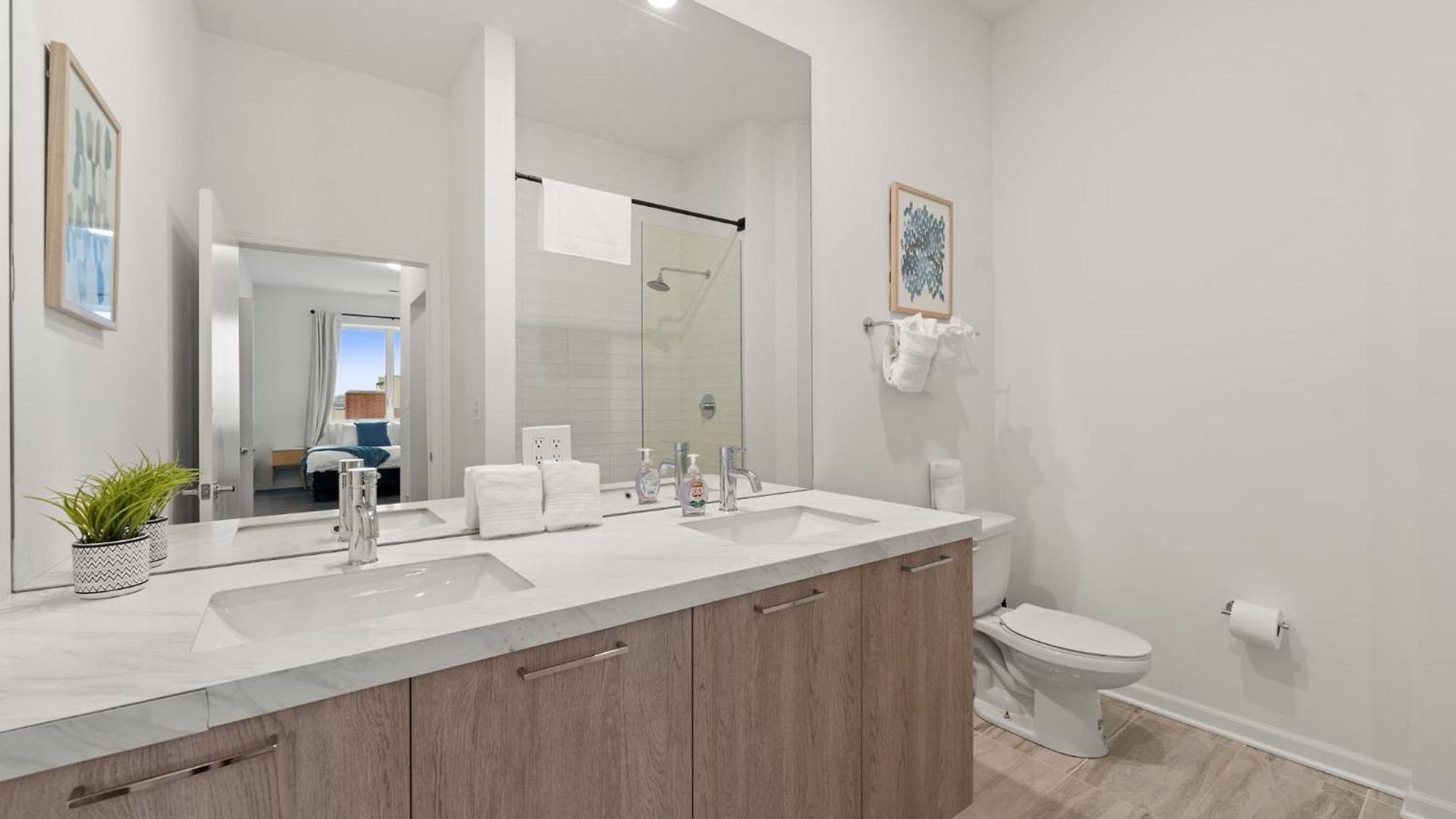 Spacious 3br Urban Getaway W Gym Holiday home Chicago