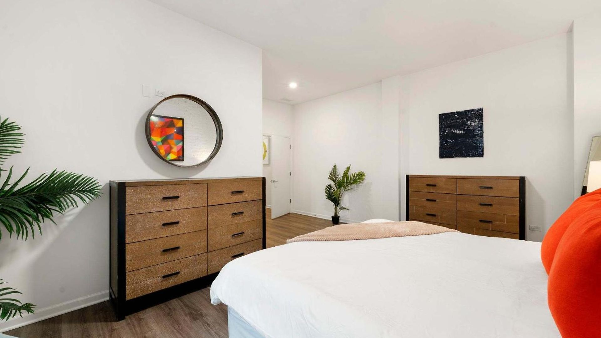 Stylish 3br Gem In Prime Location Holiday home Chicago