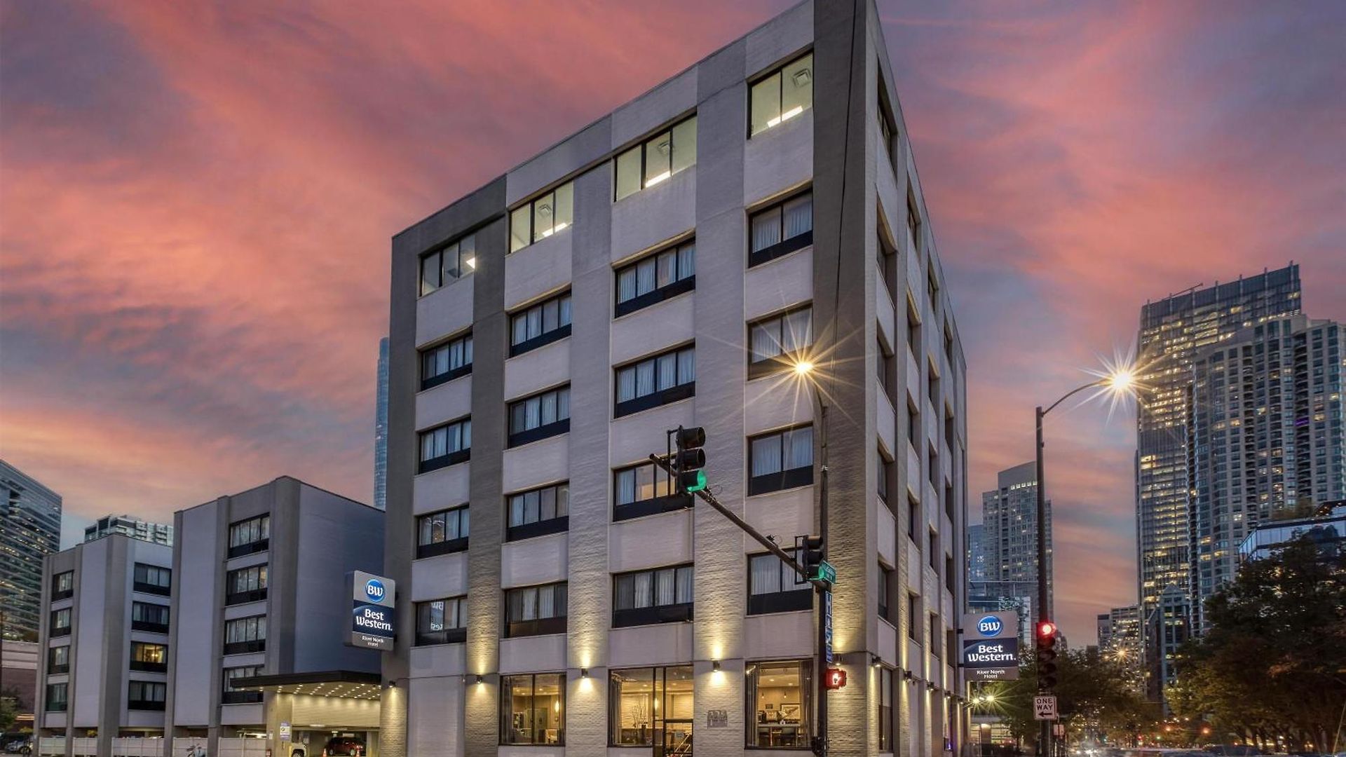 Hotel Western Downtown-river North
