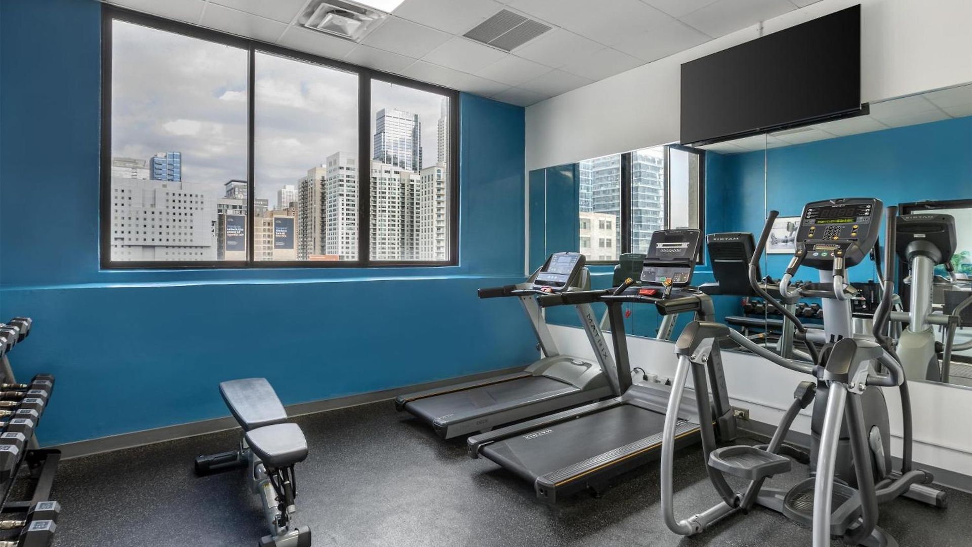 Western Downtown-river North Hotel 3*