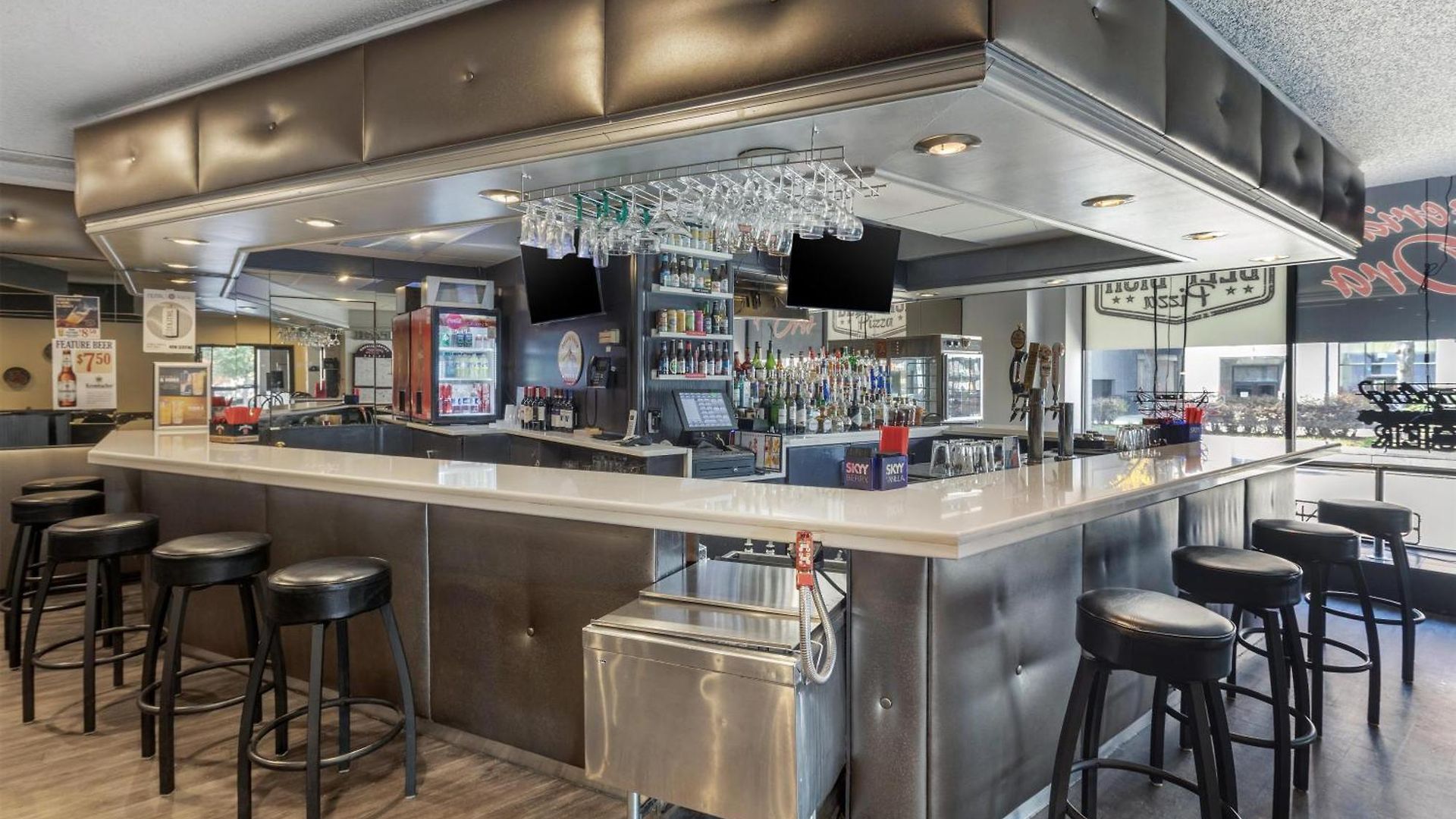 Hotel Western Downtown-river North 3*