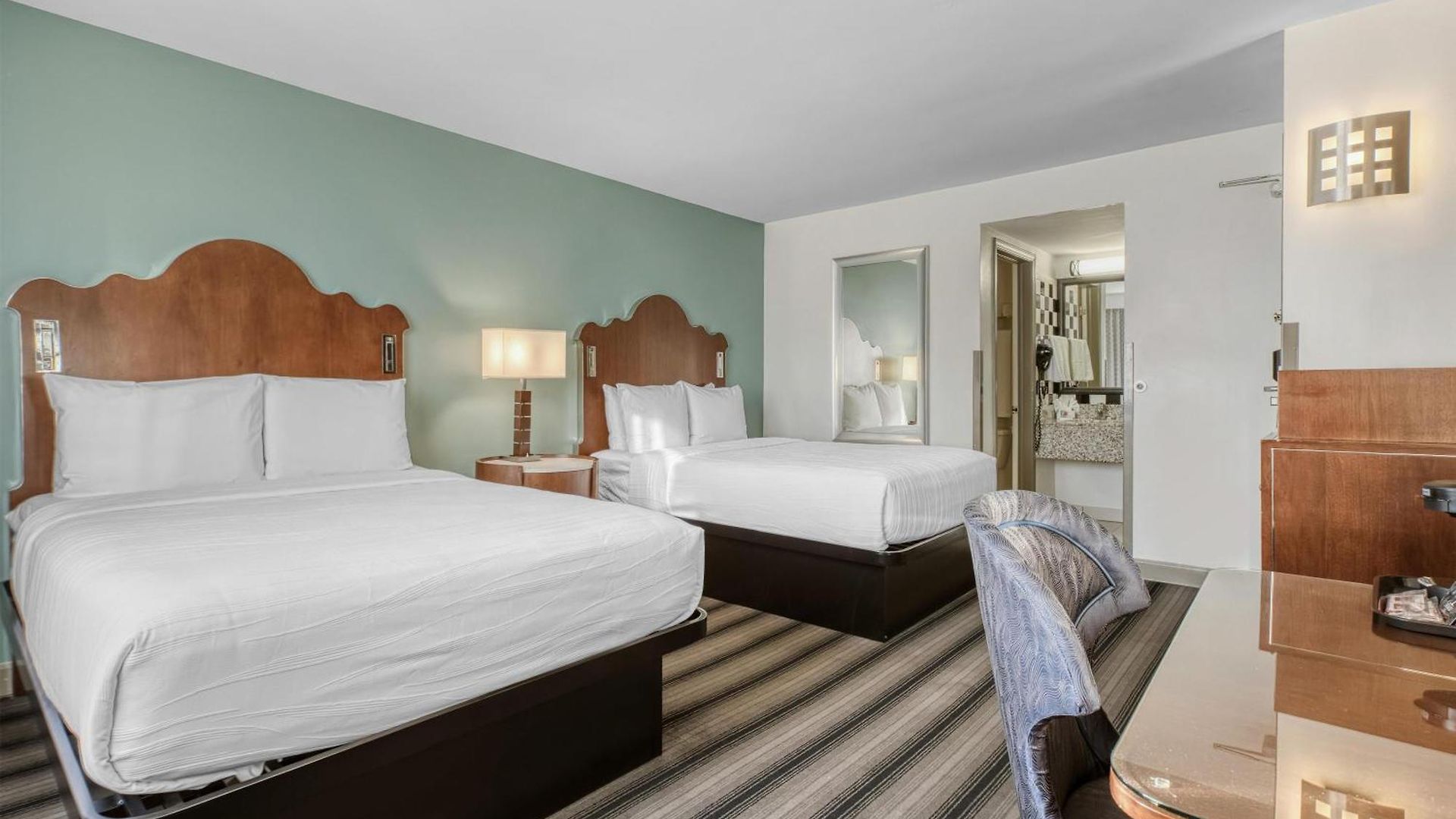 Hotel Western Downtown-river North