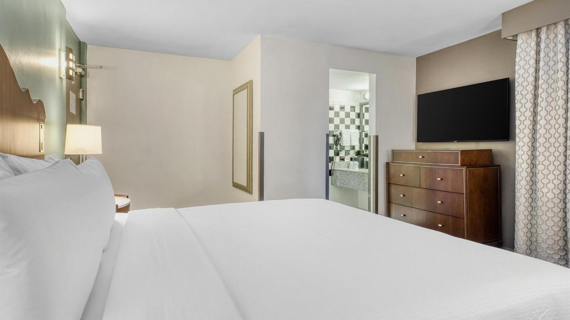 Hotel Western Downtown-river North 3*