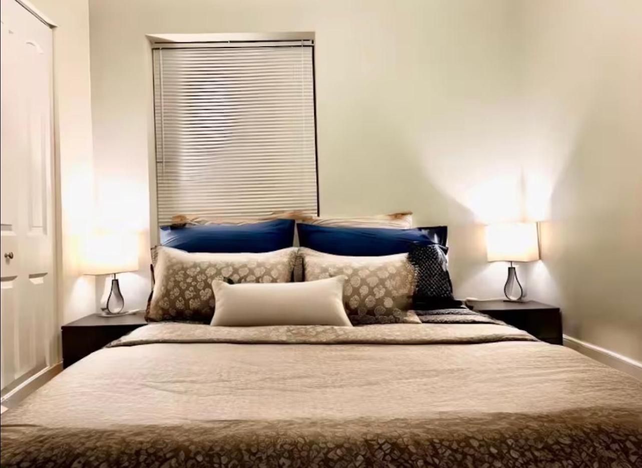 Entire In Heart Of Apartment *