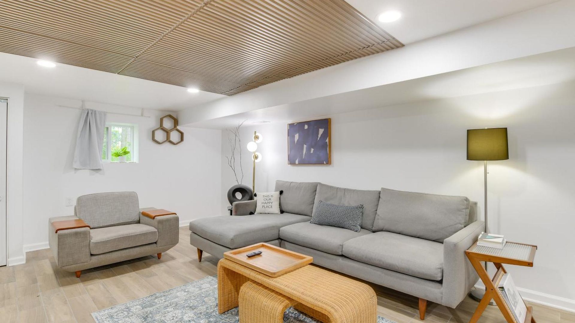 Apartment 2 Mi To Logan Square: Pet-friendly Urban Oasis! Chicago