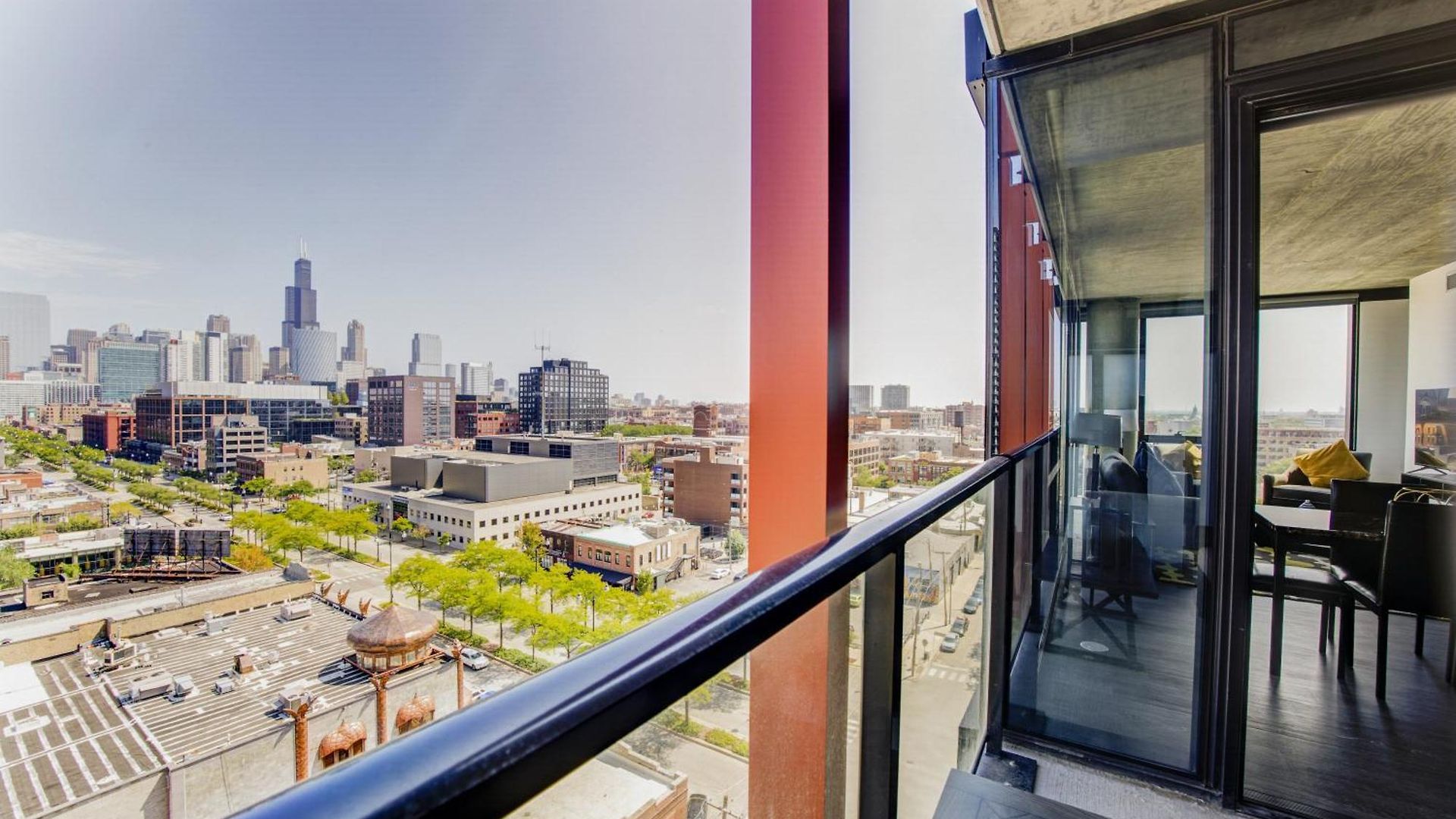 2br Designer Loft Modern Luxe In Center