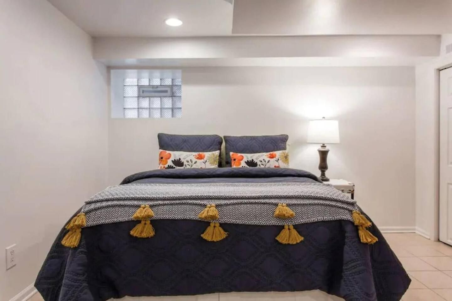 Apartment The Wrigleyville Garden 200 Steps To Wrigley-2br Chicago