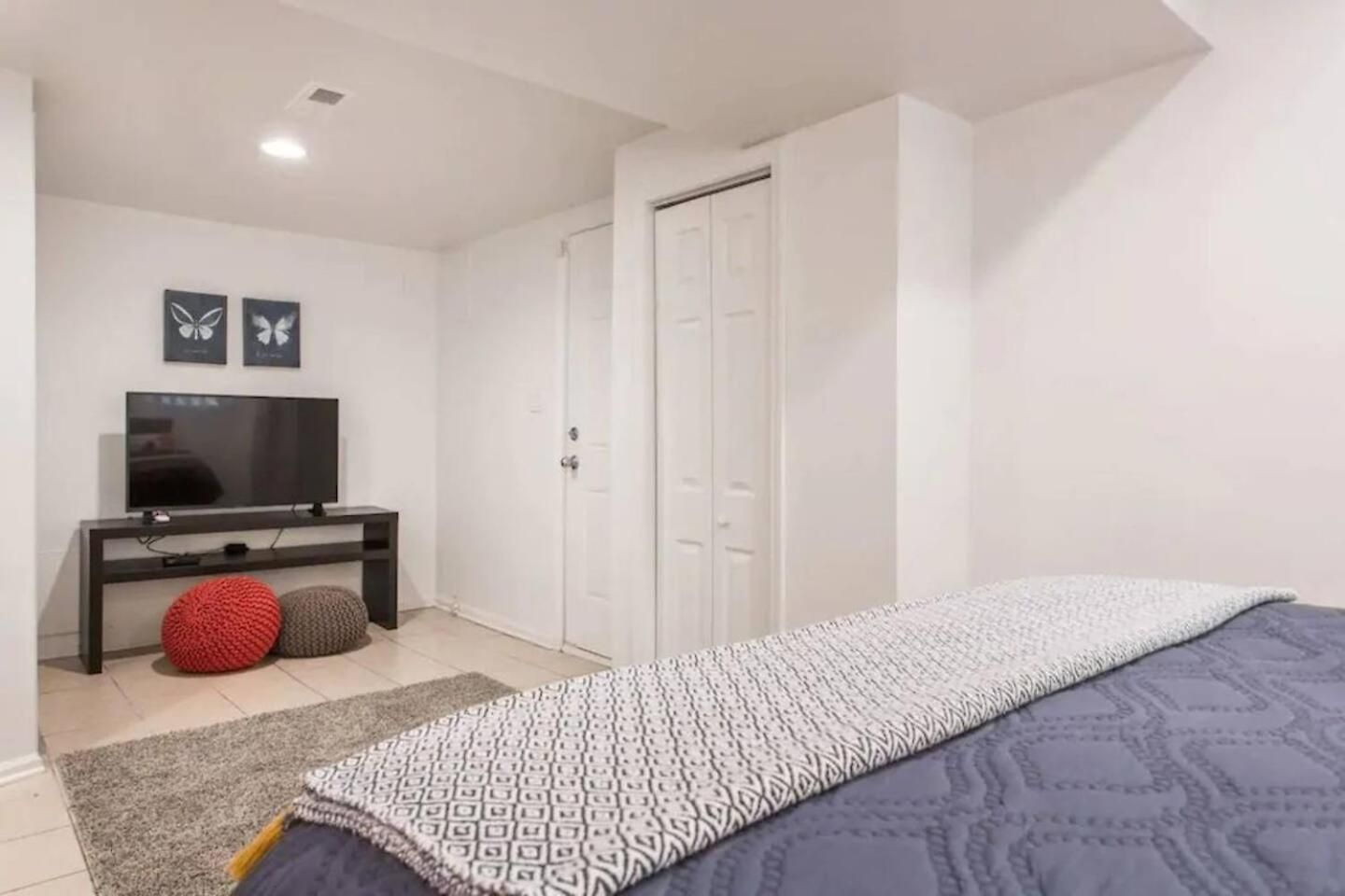 Apartment The Wrigleyville Garden 200 Steps To Wrigley-2br *