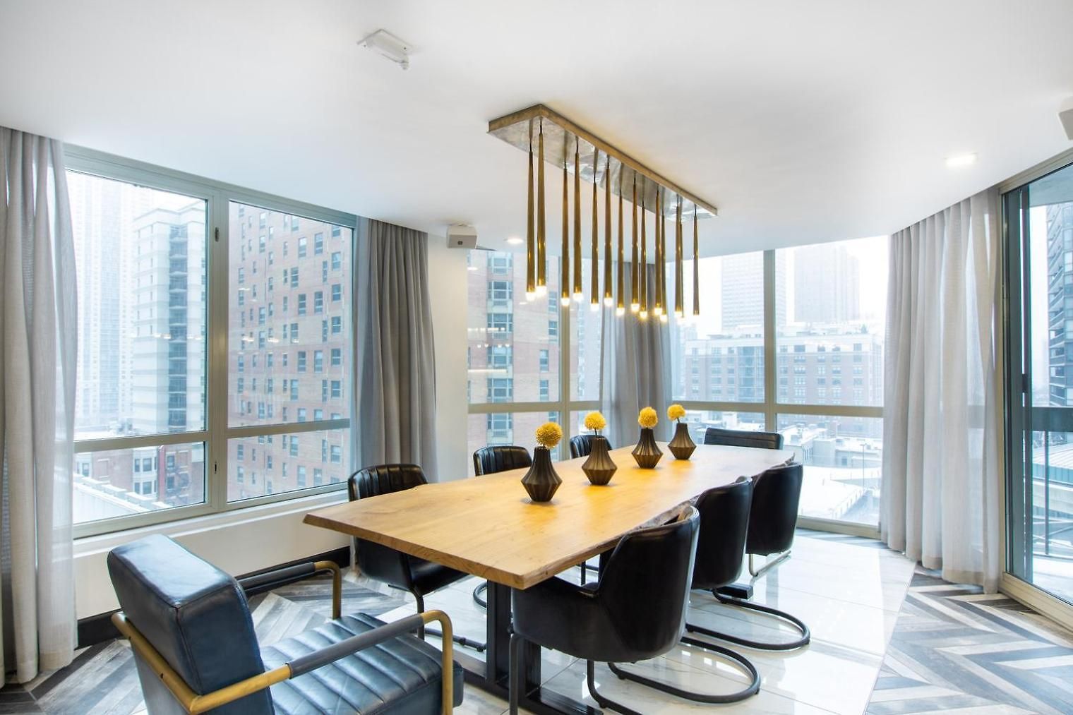 Gold Coast 2br W Gym Lounge 1 Block To L Chi-801 * Chicago