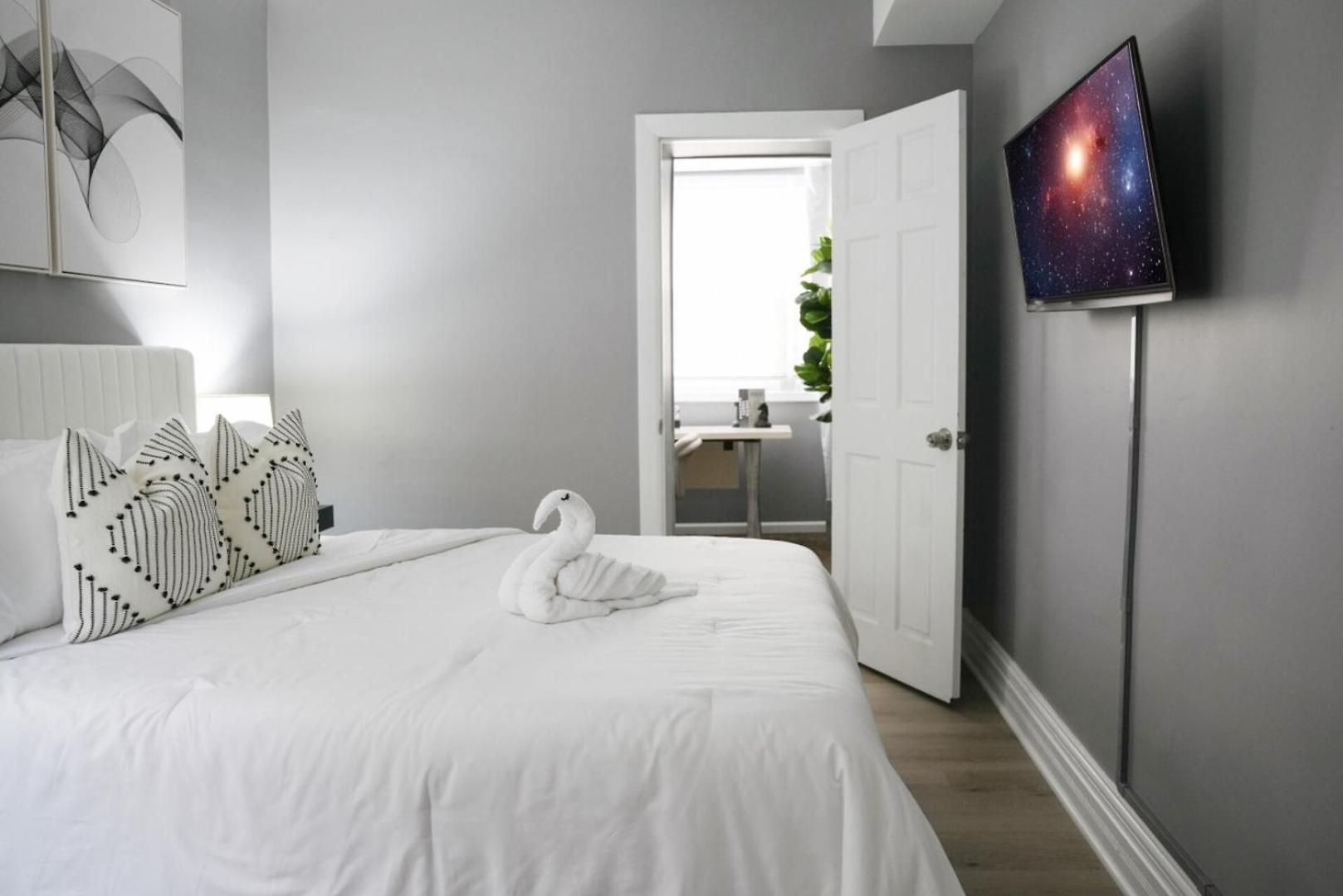 2br W/ Workspace - Coffee Bar - Near Transit Apartment Chicago