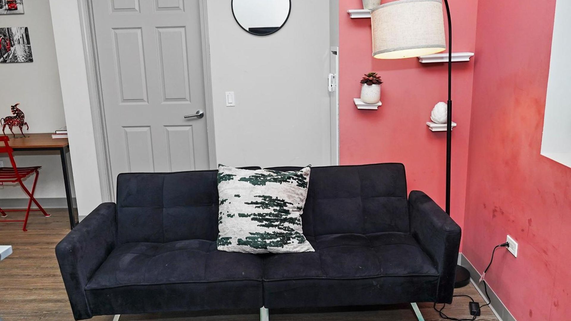 South Loop 2br Retreat Near Grant Park, Soldier Field, Adler Planetarium & Columbia College Chicago