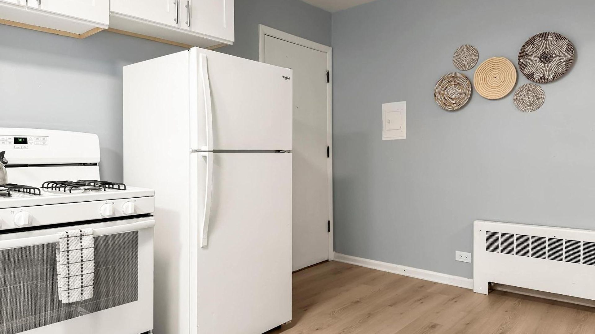 Cozy 1br Near Dining & Shops - Kimball C2 *